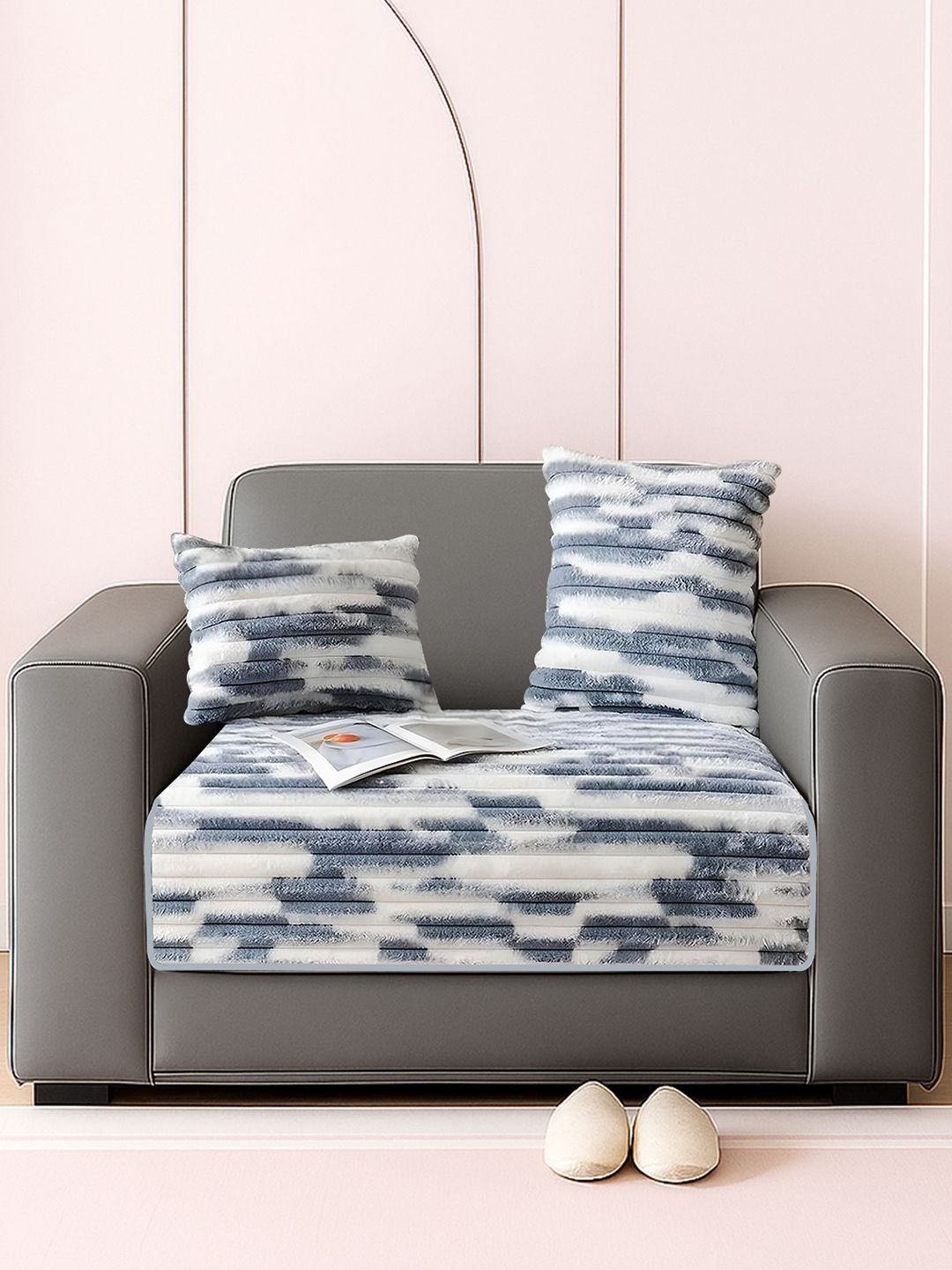 DREAM CARE Grey & White Printed 1 Piece Sofa Cover