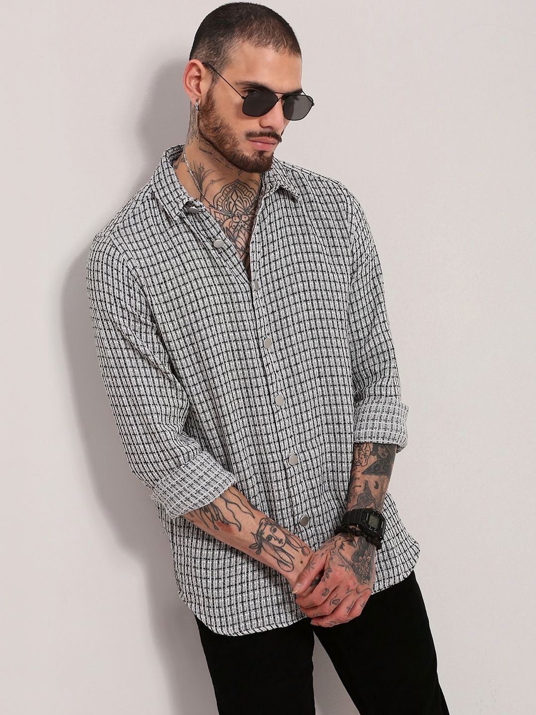 SHOWOFFFF SHOWOFFFF Checked Cotton Spread Collar Shacket
