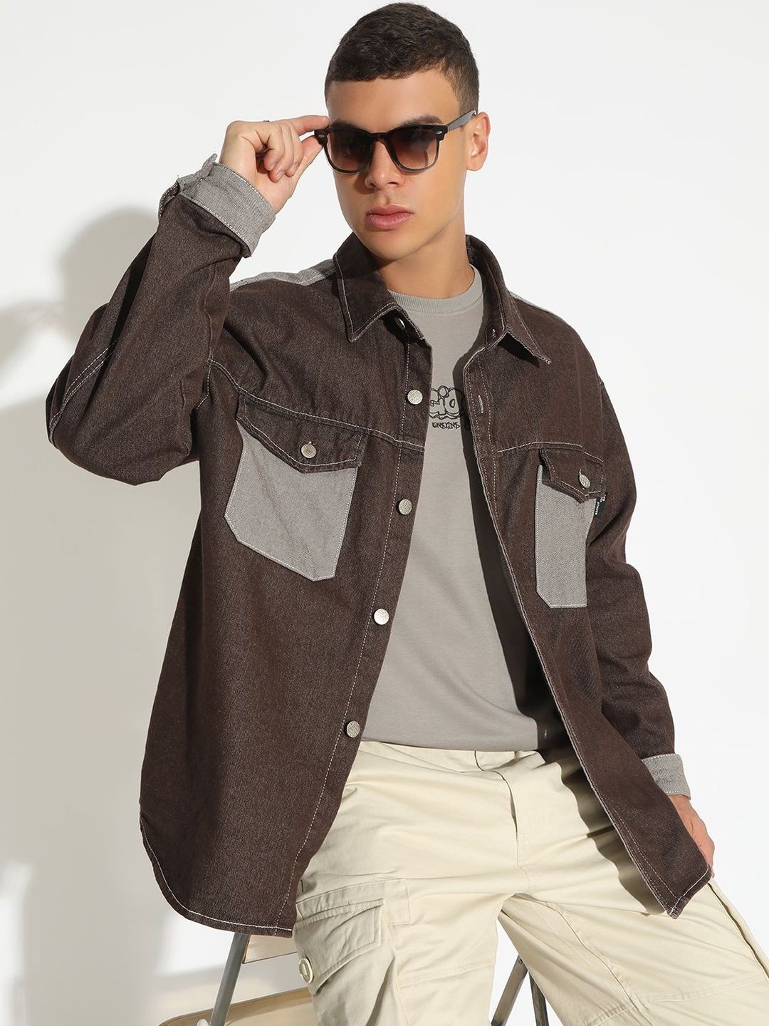 SHOWOFFFF Men Colourblocked Lightweight Denim Jacket
