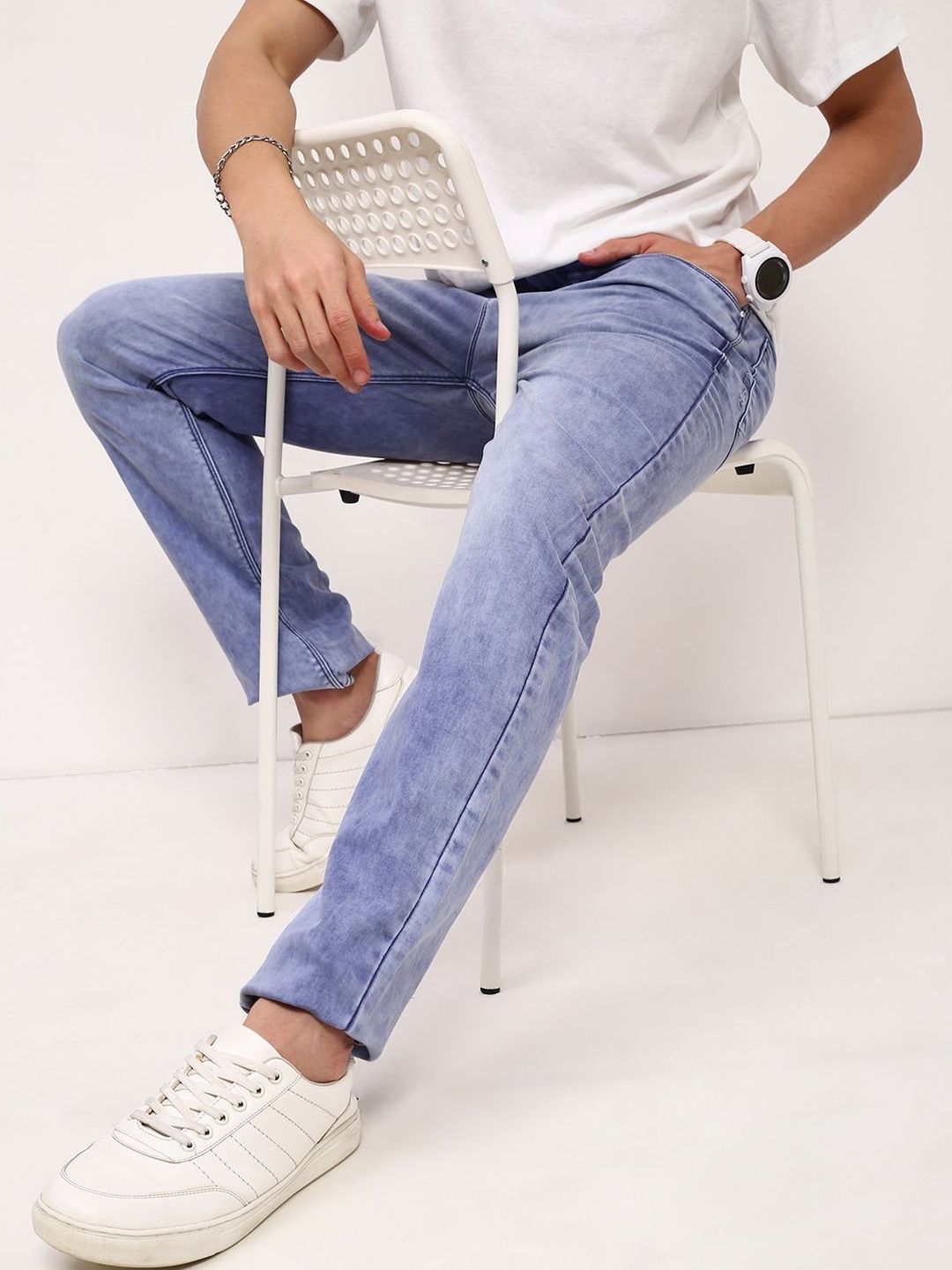 SHOWOFFFF Men Comfort Straight Fit Low-Rise Heavy Fade Acid Wash Stretchable Jeans