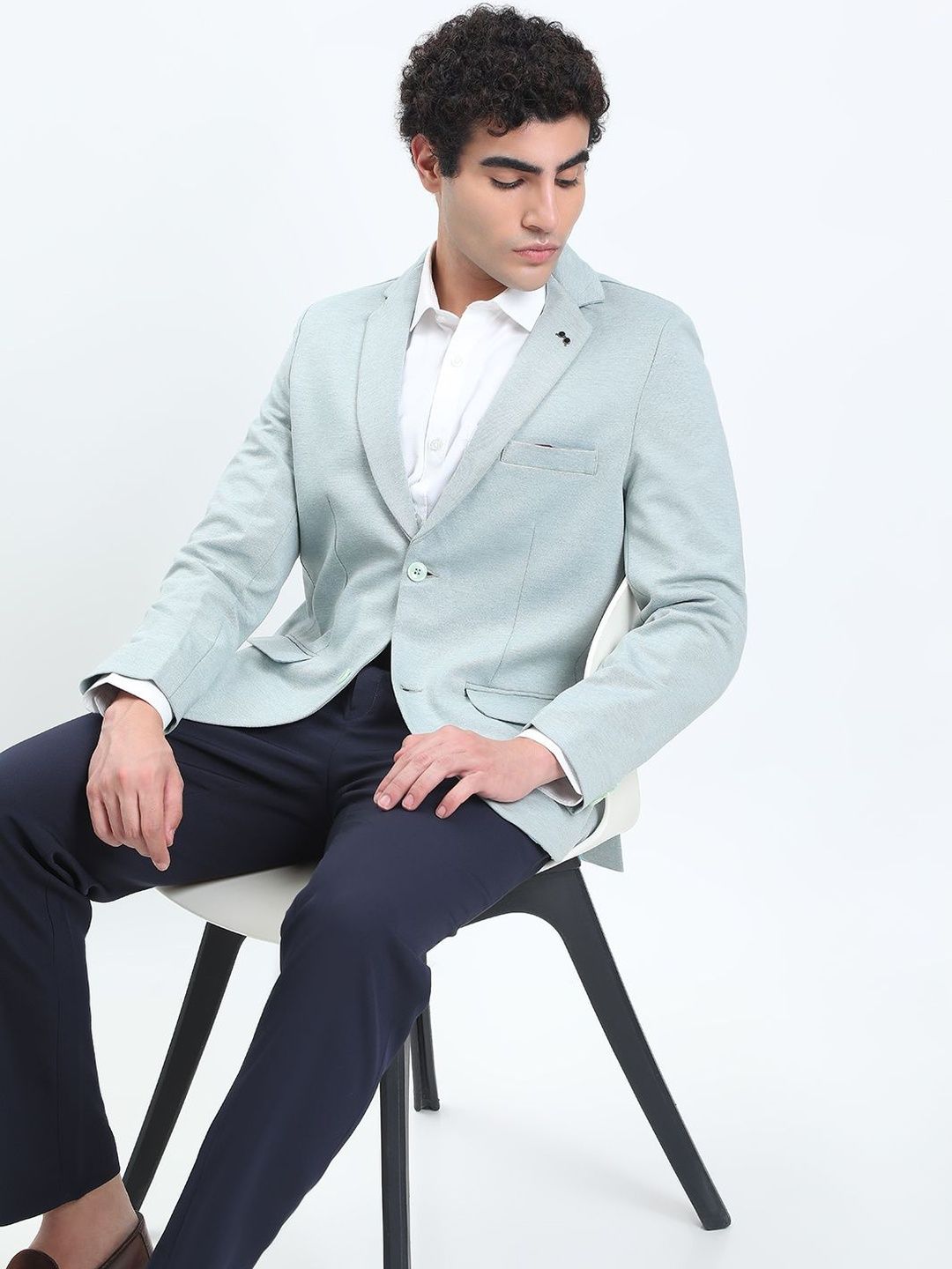 SHOWOFFFF SHOWOFFFF Notched Lapel Single-Breasted Slim Fit Blazers