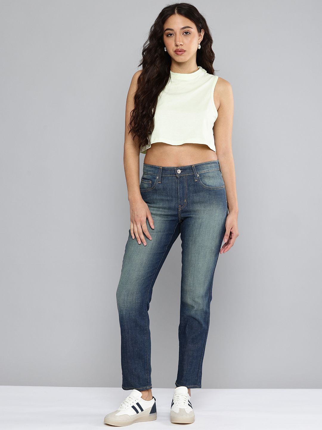 724 Straight Fit High-Rise Heavy Fade Stretchable Jeans