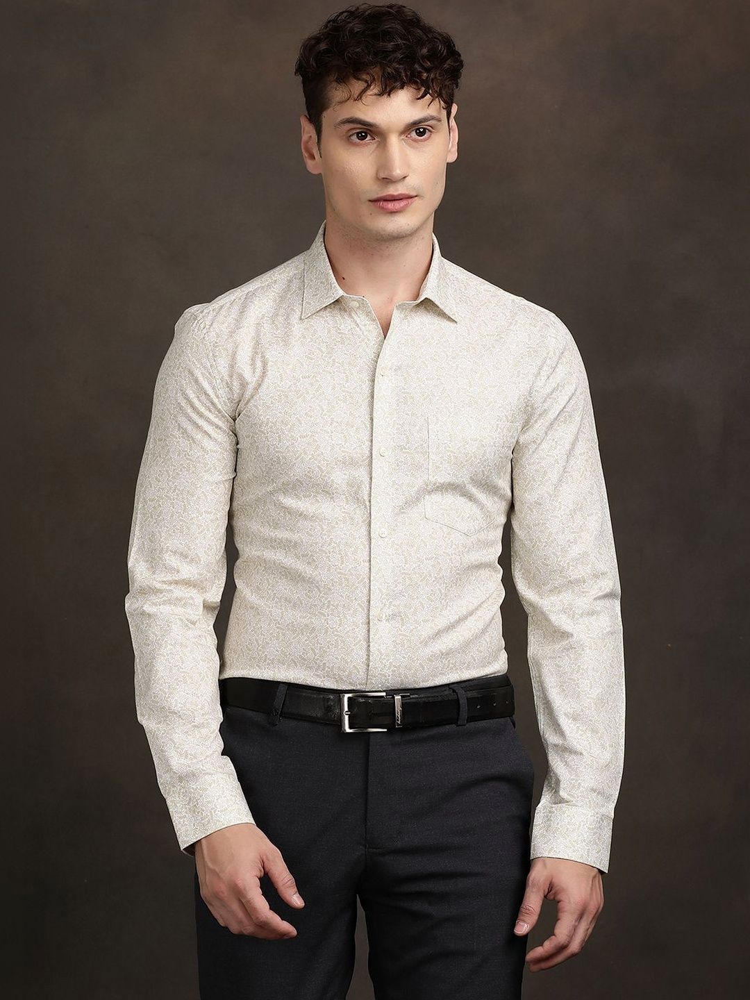 Turtle Men Standard Slim Fit Printed Formal Shirt