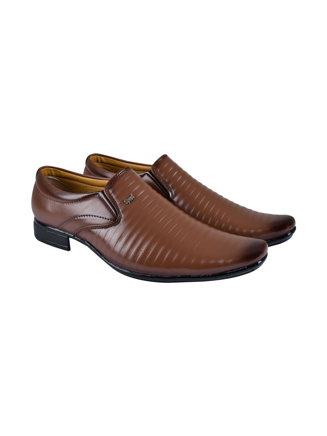 KWICLO COMFORT IN QUALITY KWICLO COMFORT IN QUALITY Men Textured Formal Slip-On Shoes