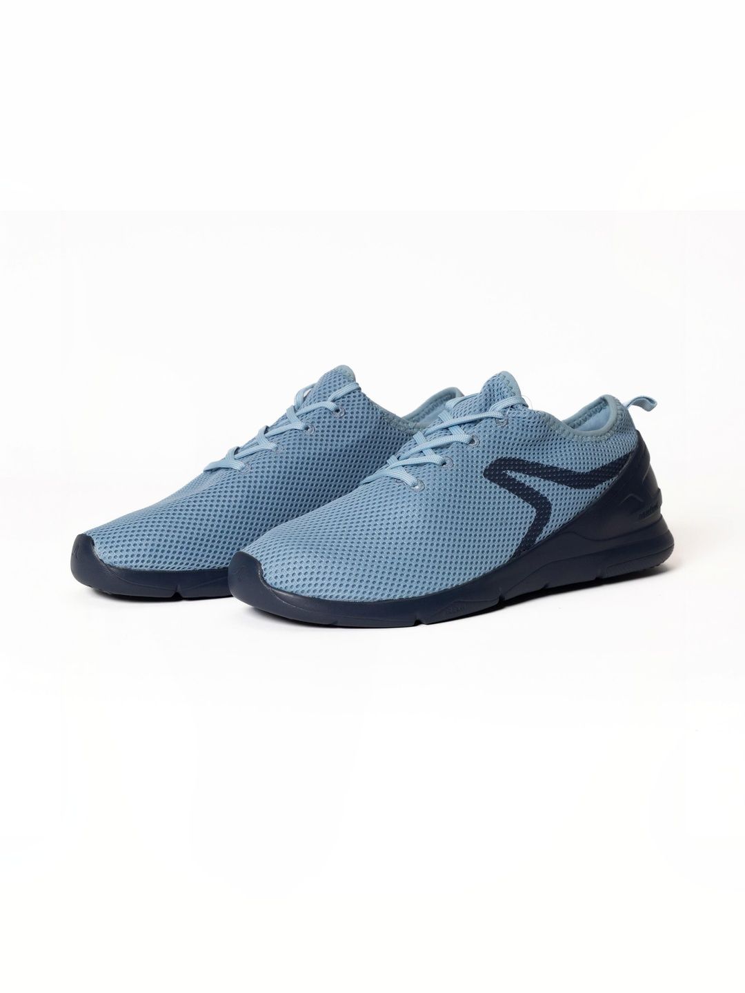 Decathlon Men Blue PW 100 Breathable Walking Shoes