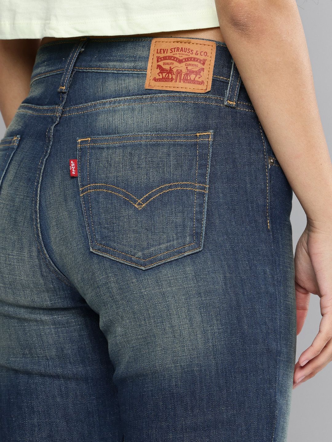 724 Straight Fit High-Rise Heavy Fade Stretchable Jeans