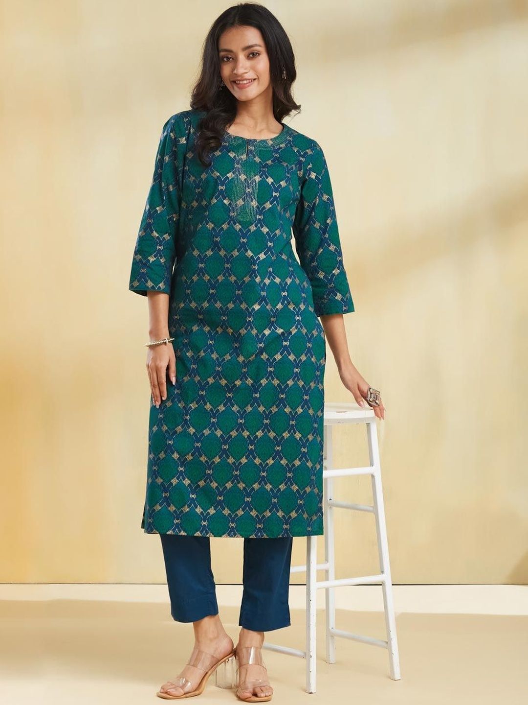 Women Printed Kurta with Trousers Fabindia Women Printed Regular Thread Work Pure Cotton Kurta with Trousers