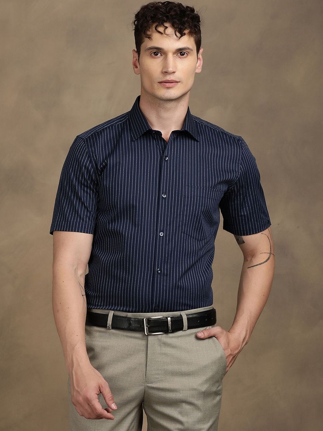 Turtle Men Standard Slim Fit Striped Formal Shirt