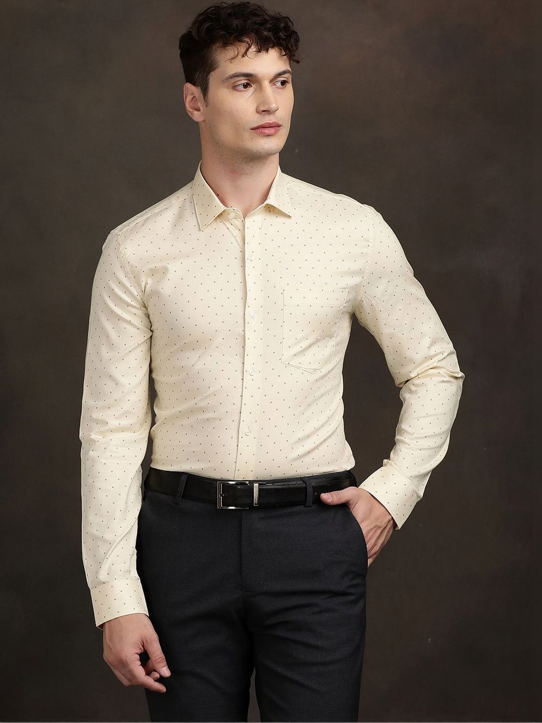 Turtle Men Standard Slim Fit Printed Formal Shirt