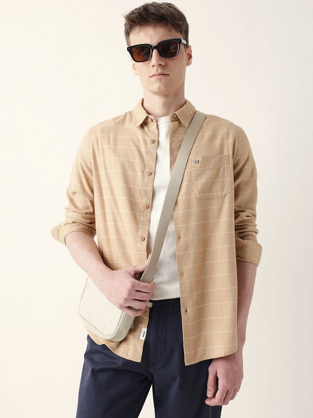 THE BEAR HOUSE Men Slim Fit Gingham Checks Checked Casual Shirt