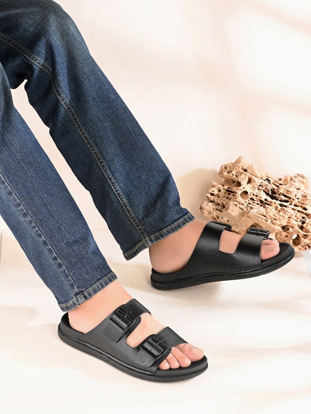 The Roadster Lifestyle Co Men Slip-On Comfort Sandals