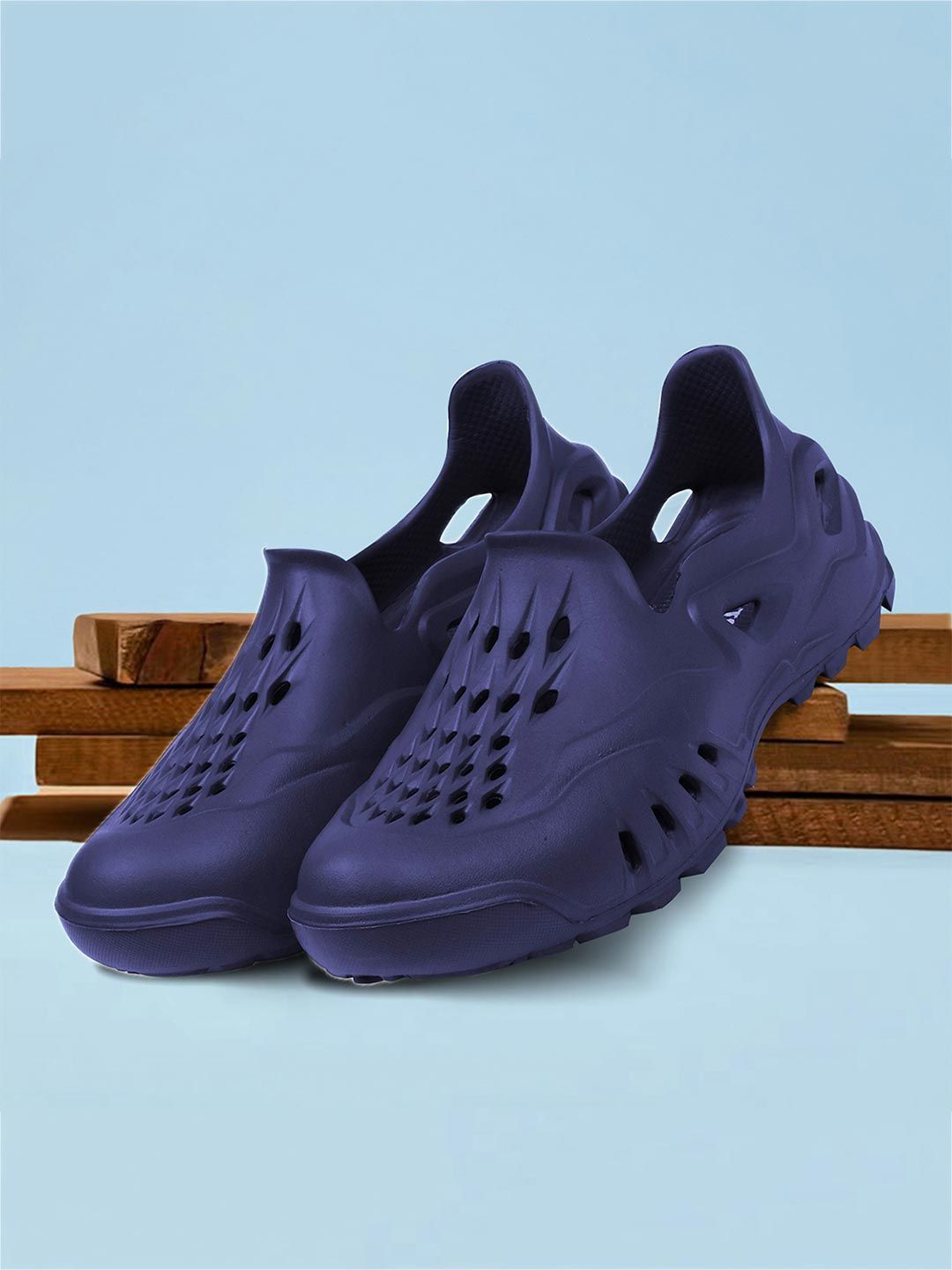 DOCTOR EXTRA SOFT Men Slip on Clogs