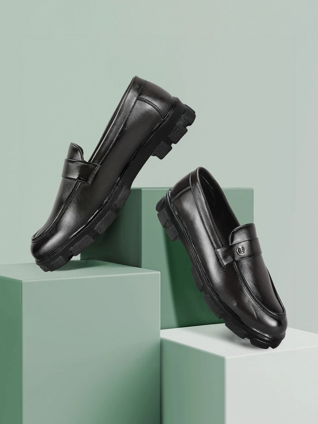 Paragon Men Round Toe Slip-On Formal Shoes