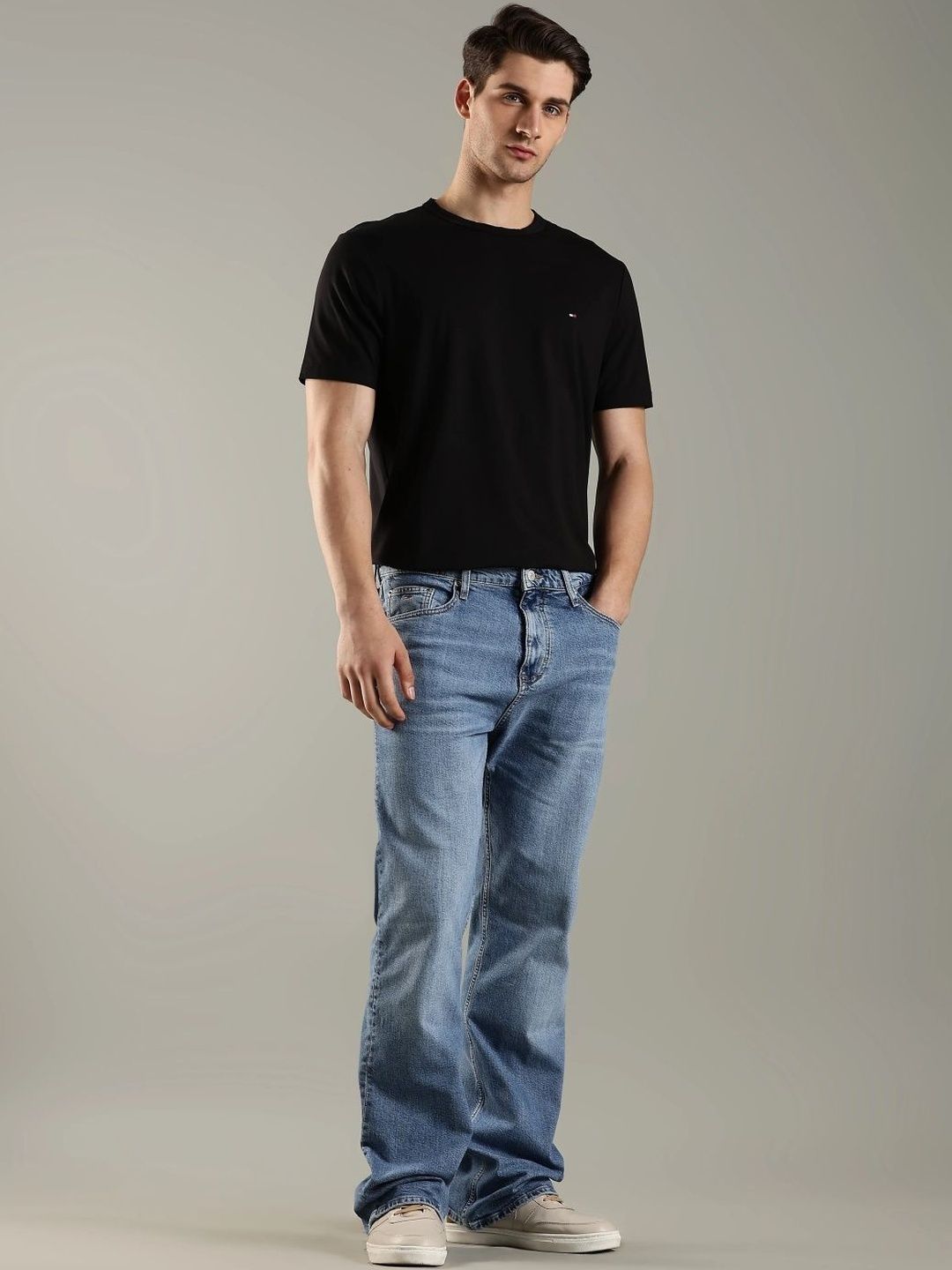 Relaxed Fit Mid-Rise Light Fade Jeans