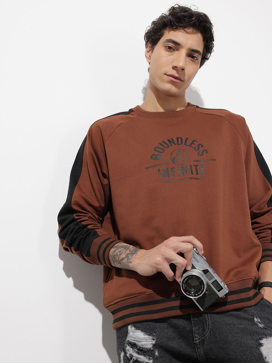 The Roadster Life Co. Typography Printed Knitted Sweatshirt