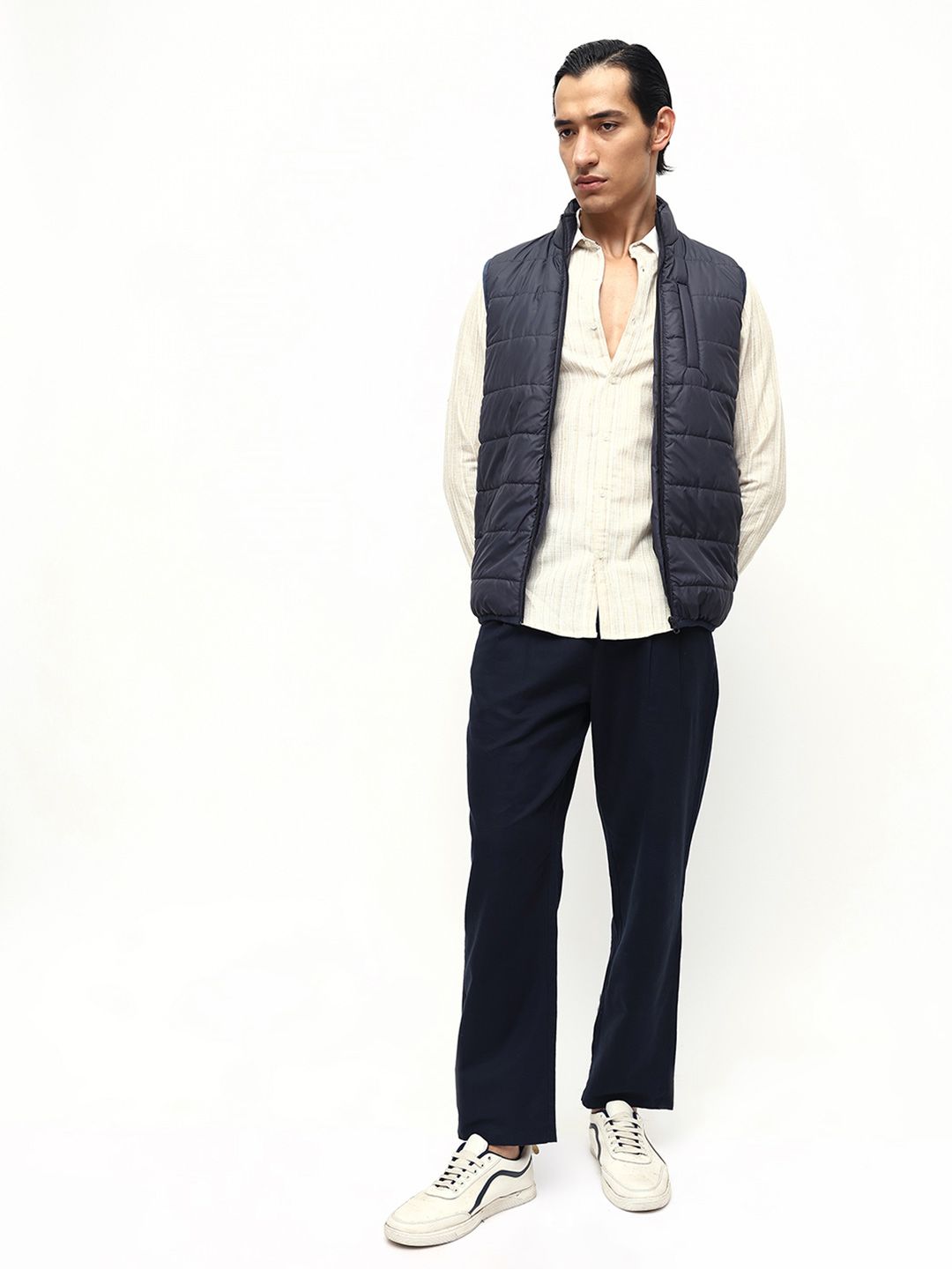 Dennis Lingo Stand Collar Sleeveless Padded Jacket