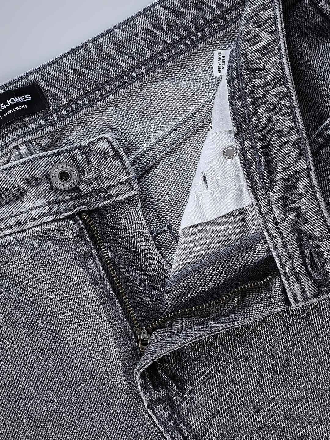 Tim Tapered Fit Low-Rise Light Fade Stretchable Jeans