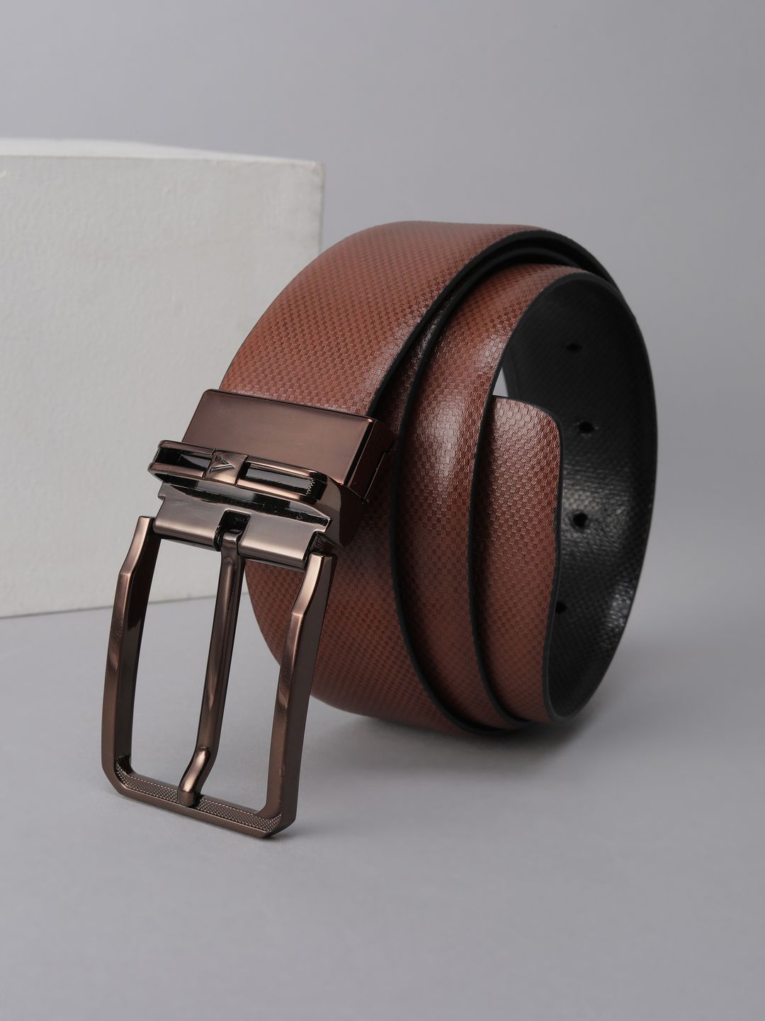 Van Heusen Men Textured Leather Reversible Formal Belt