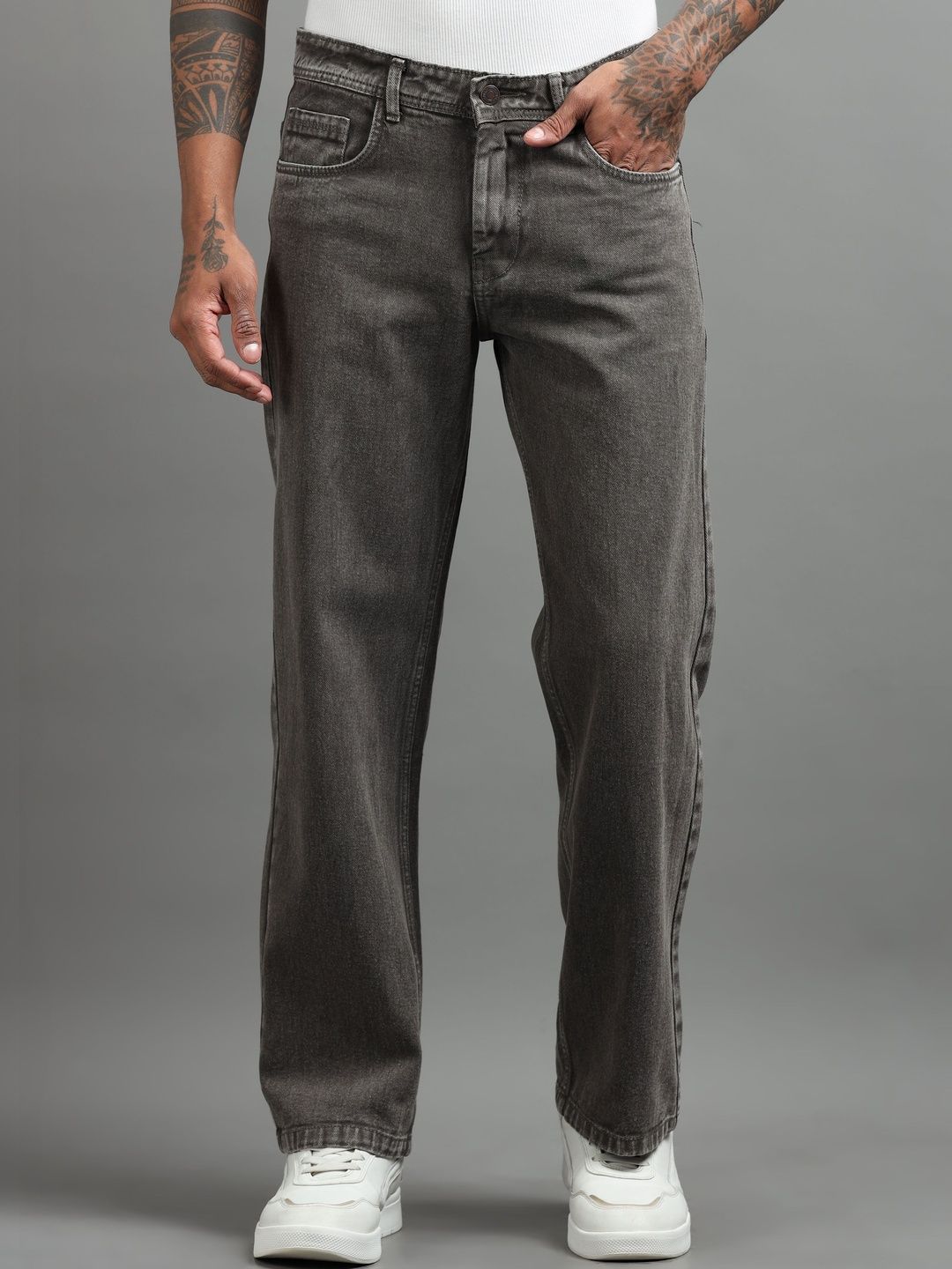 The Roadster Lifestyle Co Men Mid-Rise Clean Look Baggy -Fit Jeans