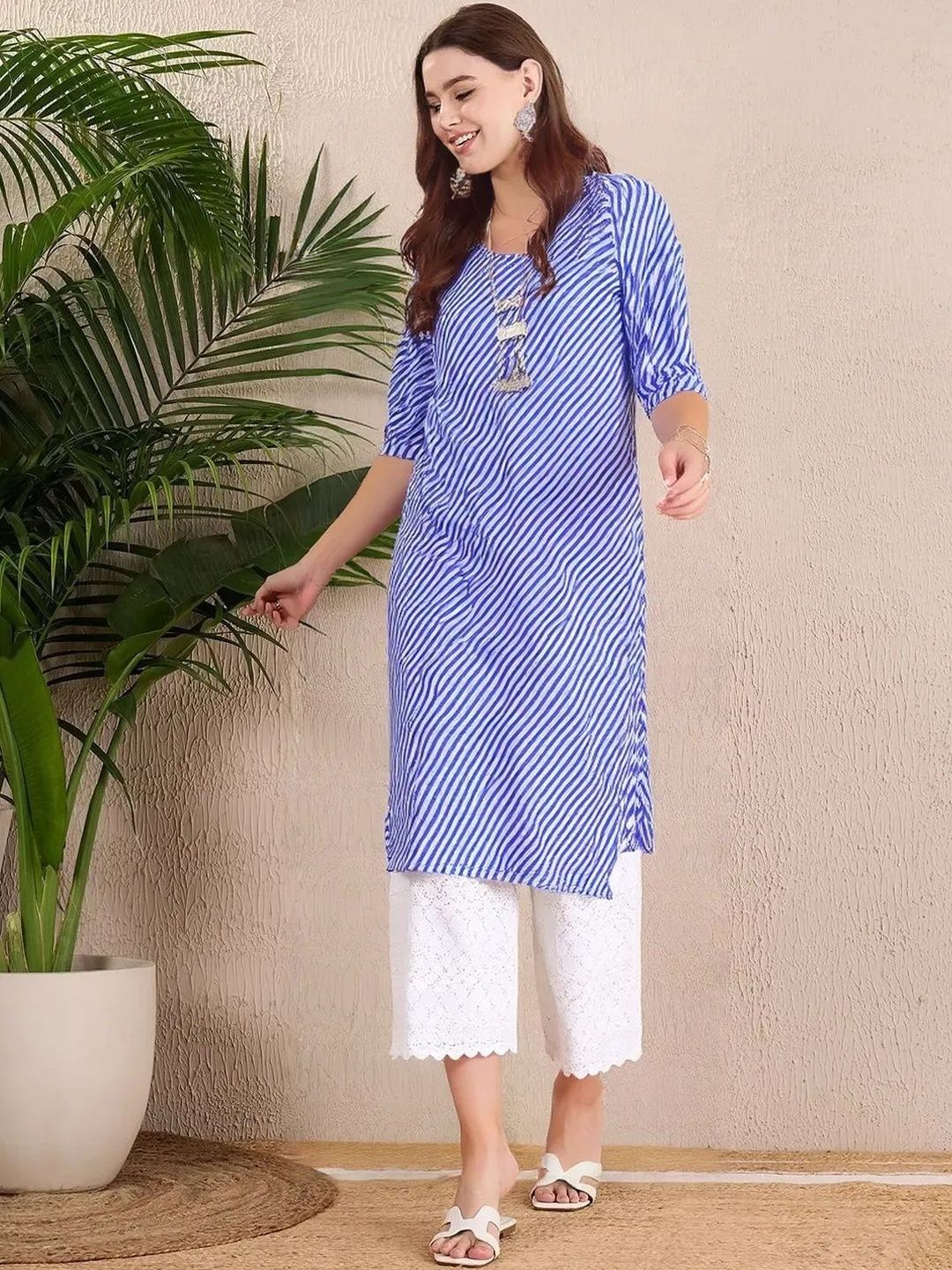 arangya Women Printed Crepe Kurta