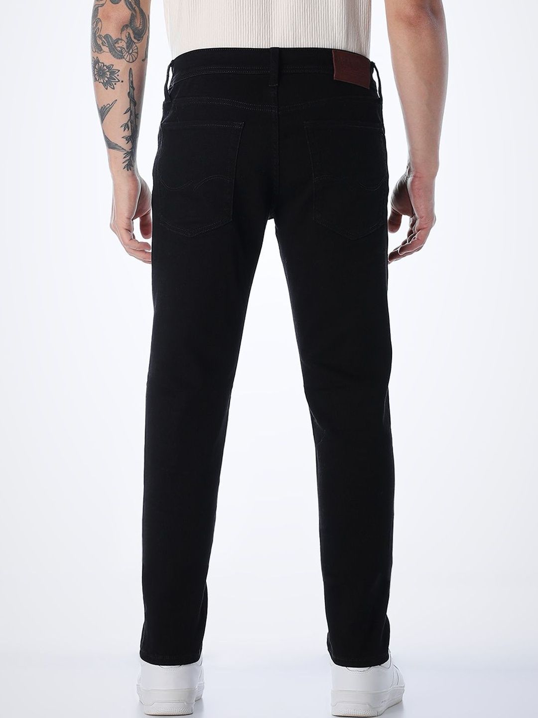 Tim Tapered Fit Low-Rise Stretchable Jeans