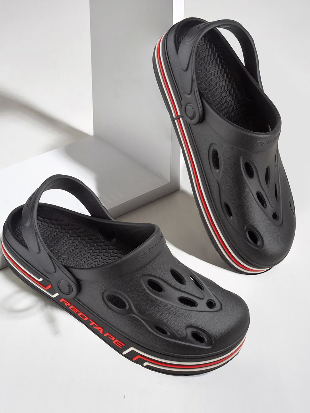 Red Tape Men Lightweight Rubber Clogs