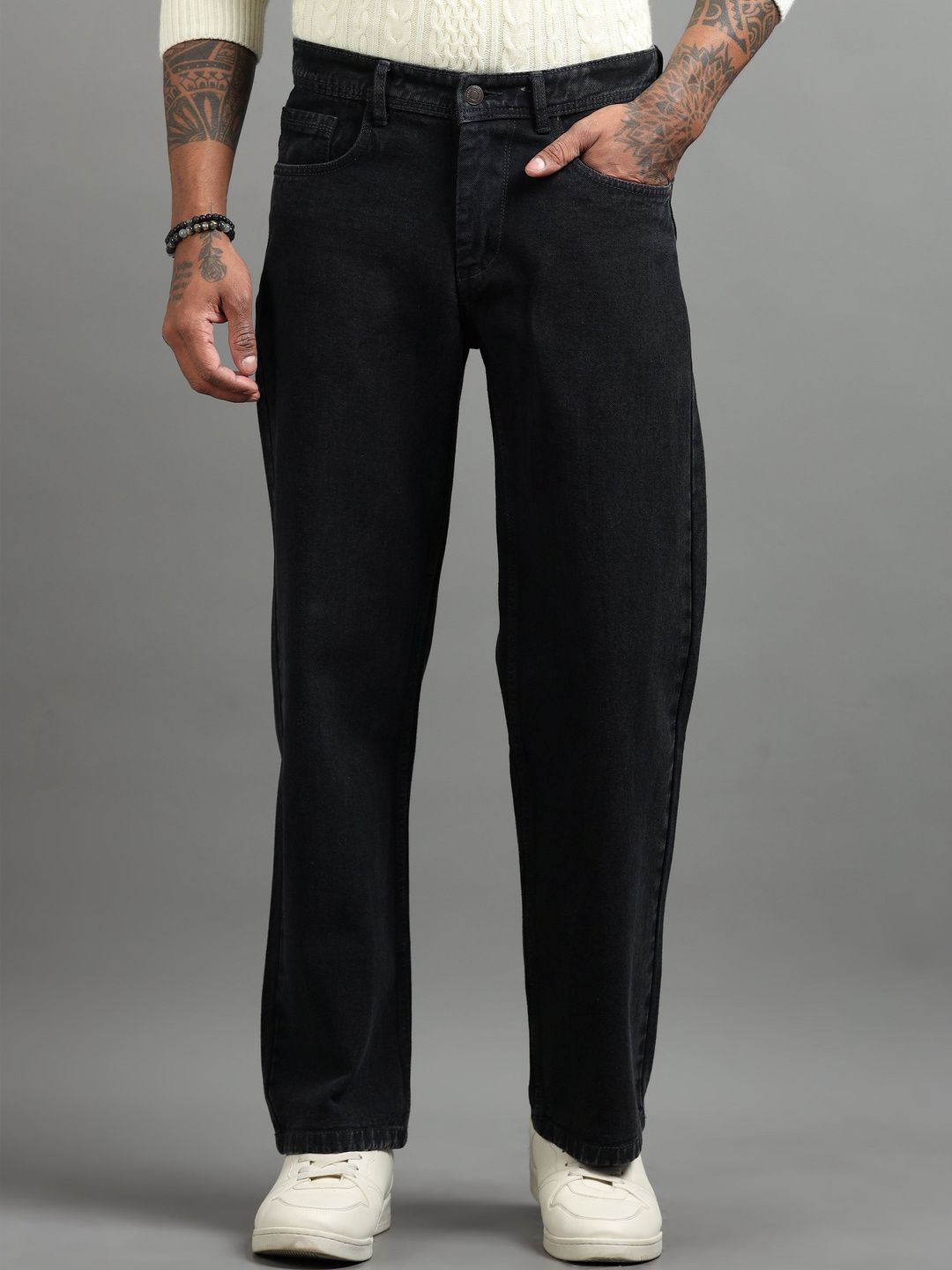 The Roadster Lifestyle Co Men Light Fade Clean Look Baggy -Fit Jeans