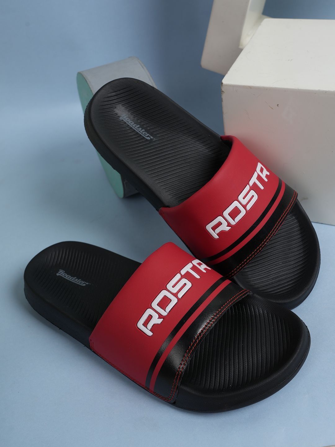 The Roadster Lifestyle Co Men Printed Slip-On Casual Sliders