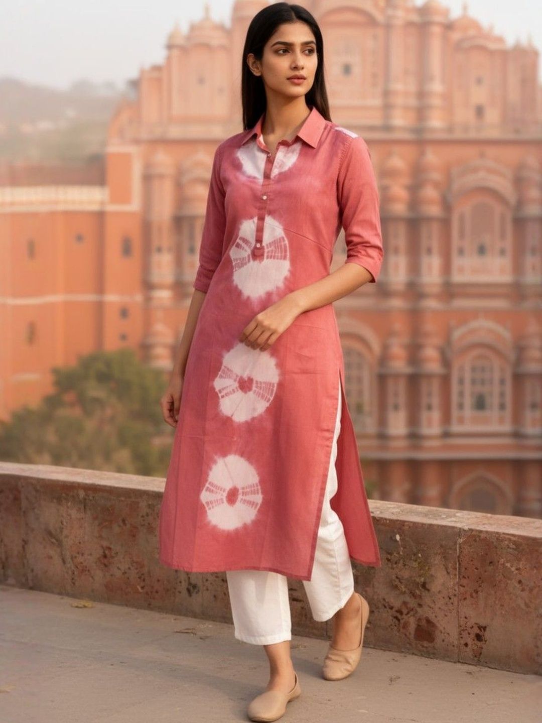 RUDRA LIFESTYLE Women Dyed Indie Prints Chanderi Silk Kurta