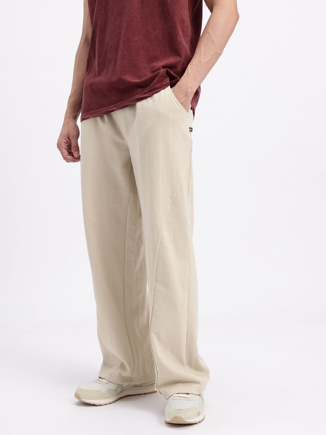 Buy glitchez Men Mid-Rise Baggy Fit Front Seam Fleece Track Pants