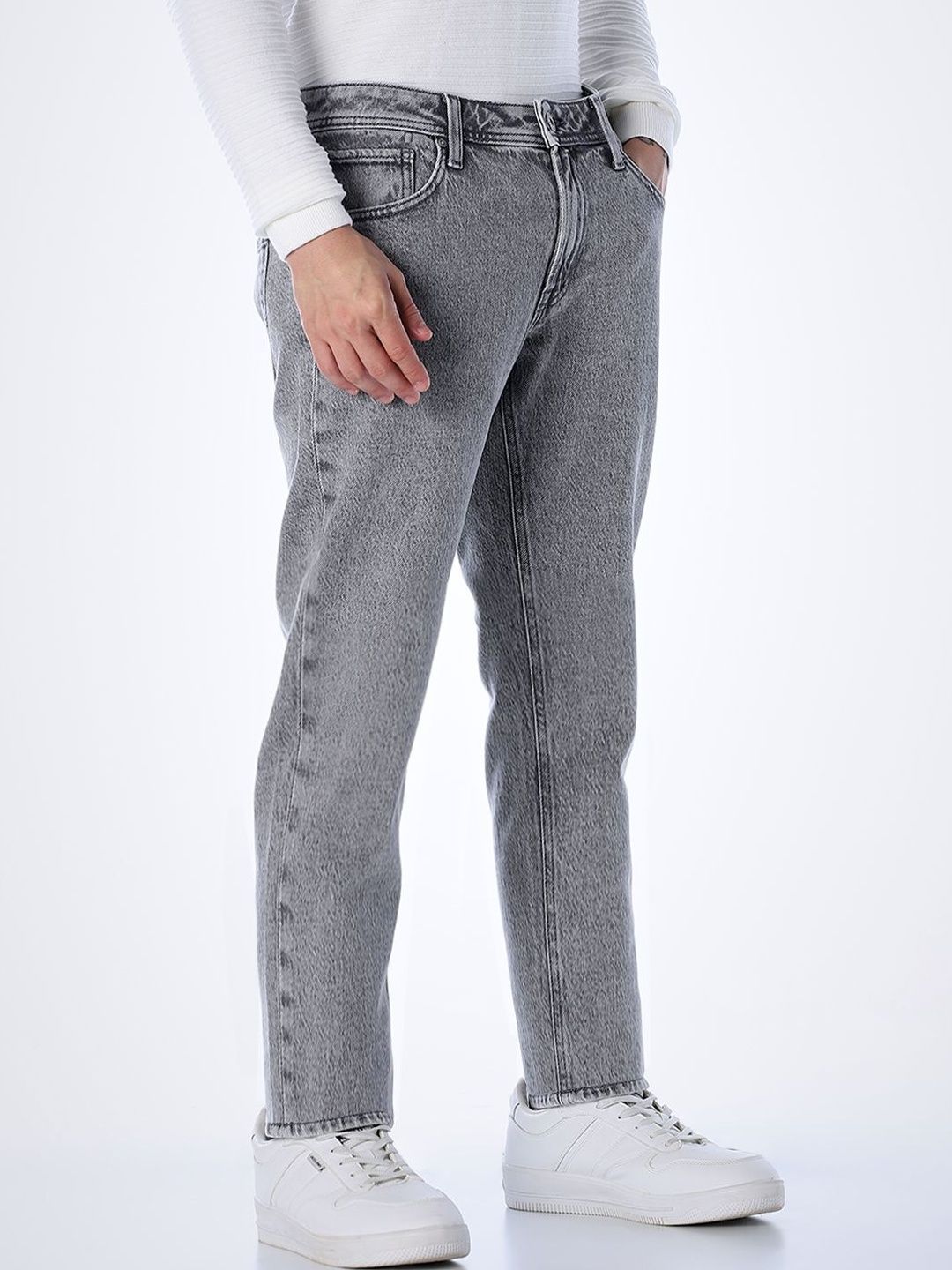 Tim Tapered Fit Low-Rise Light Fade Stretchable Jeans