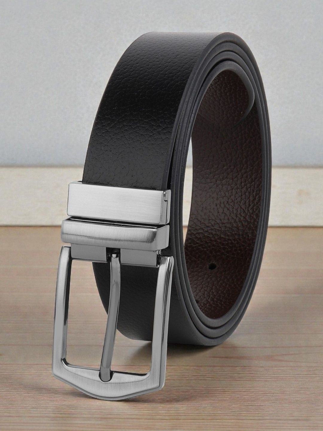 The Roadster Lifestyle Co Men Reversible Leather Belt