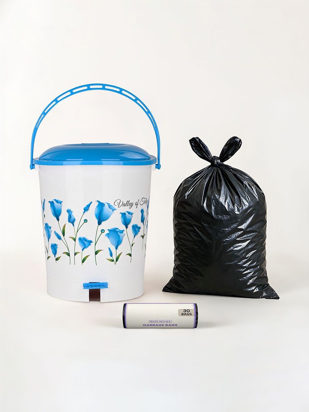 Kuber Industries White & Blue Printed Pedal Dustbin With 1 Roll Garbage Bags - 10L
