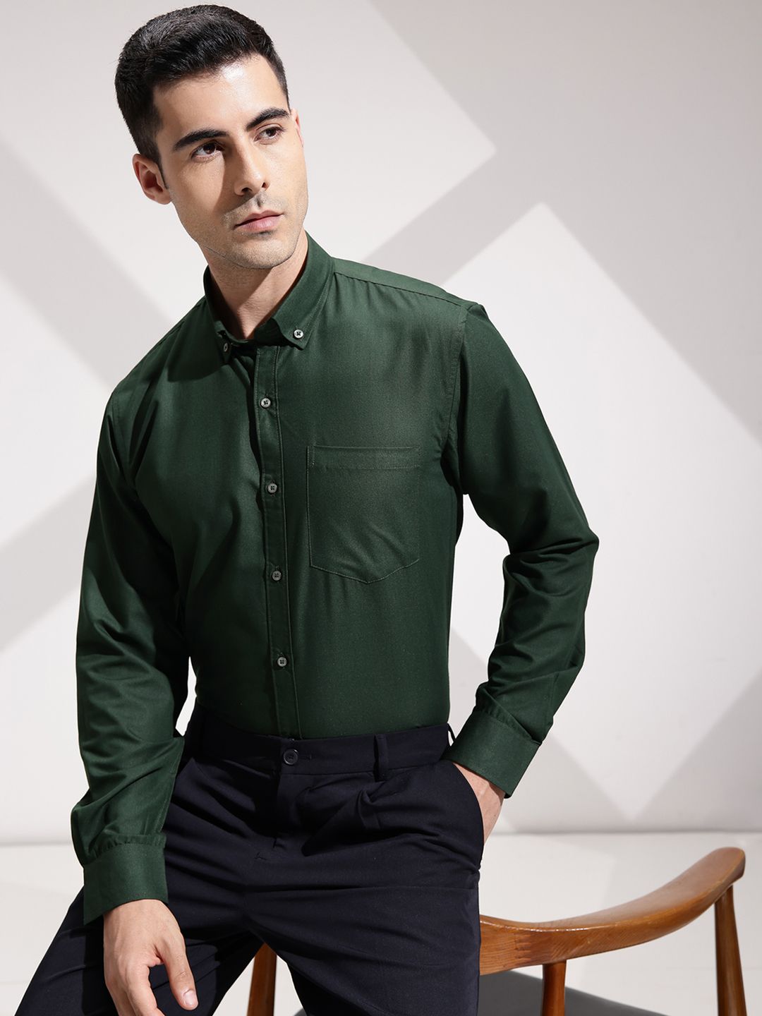 INVICTUS Slim Fit Button-Down Collar Formal Shirt