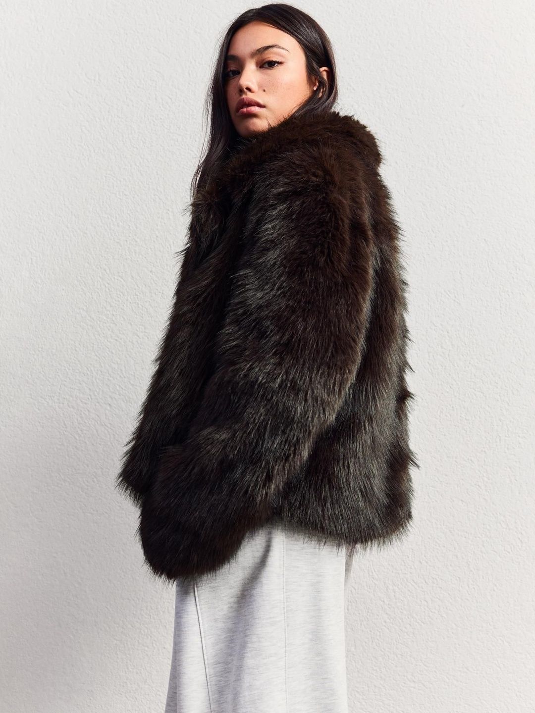 Buy GAP Relaxed-Fit Spread Collar Full-Zip Fur Jacket - Jackets