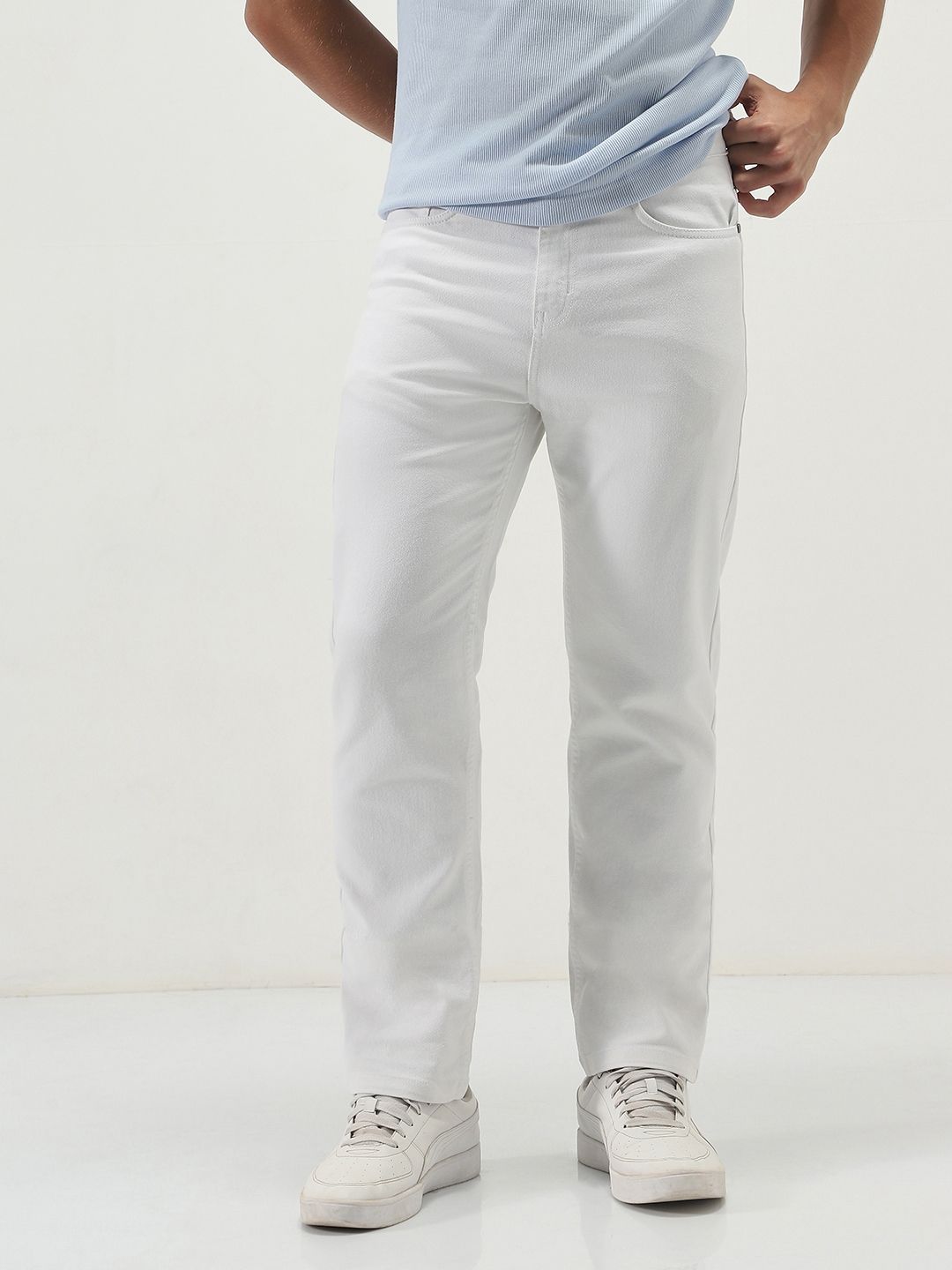 Urbano Fashion Men Straight Fit Mid-Rise Stretchable Jeans