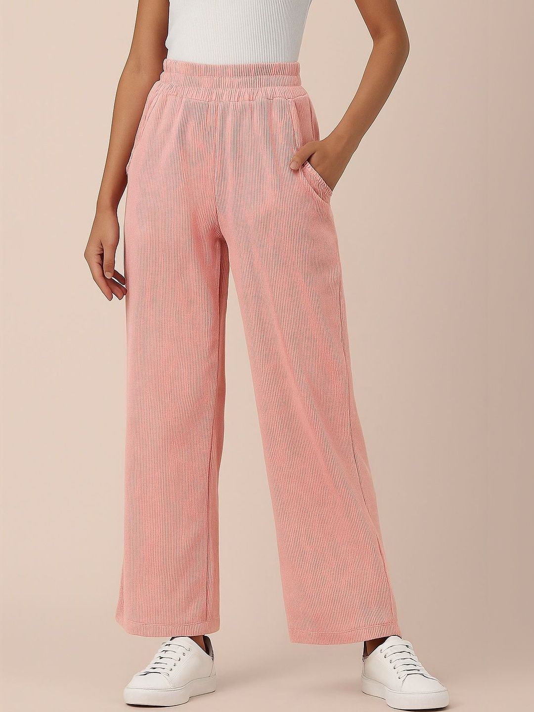 Camey Women Relaxed High-Rise Corduroy Trousers