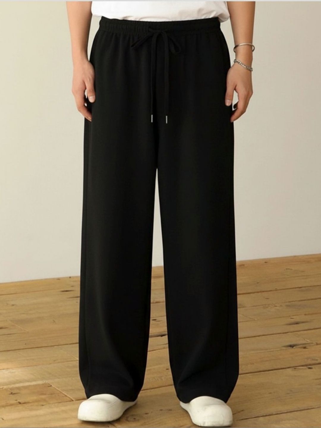 Cloth N code Men Solid Oversized Fit Track Pant