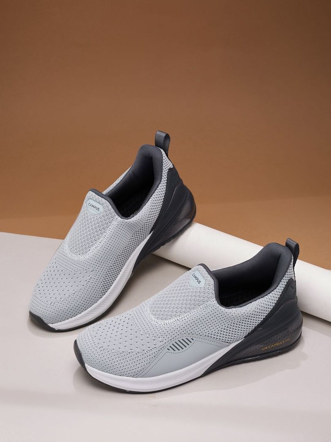 Campus CROWD Men Mesh Walking Non-Marking Shoes