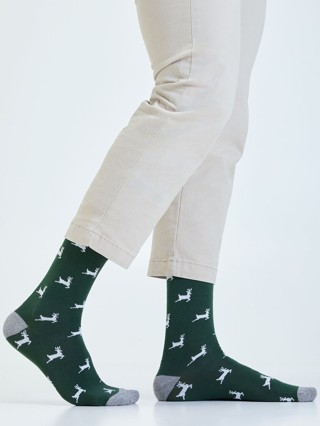 Mint & Oak Men Green & White Patterned Above Ankle Socks