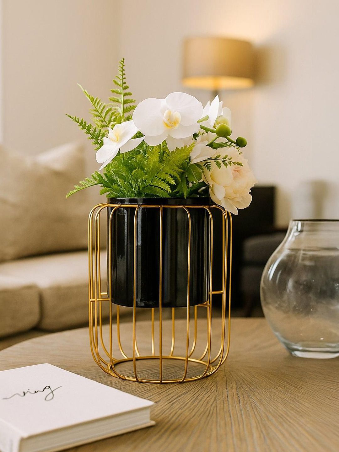 MARKET99 Gloria Design Metal Planter With Wire Stand