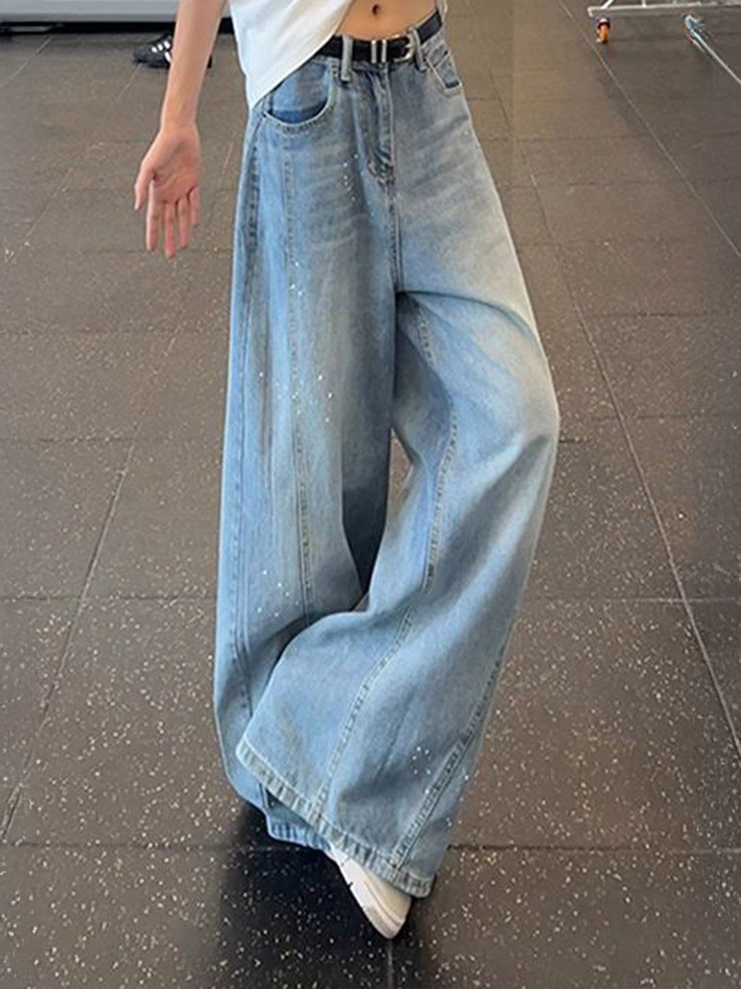 StyleCast x Revolte Men Wide Leg Mid-Rise Light Fade Jeans