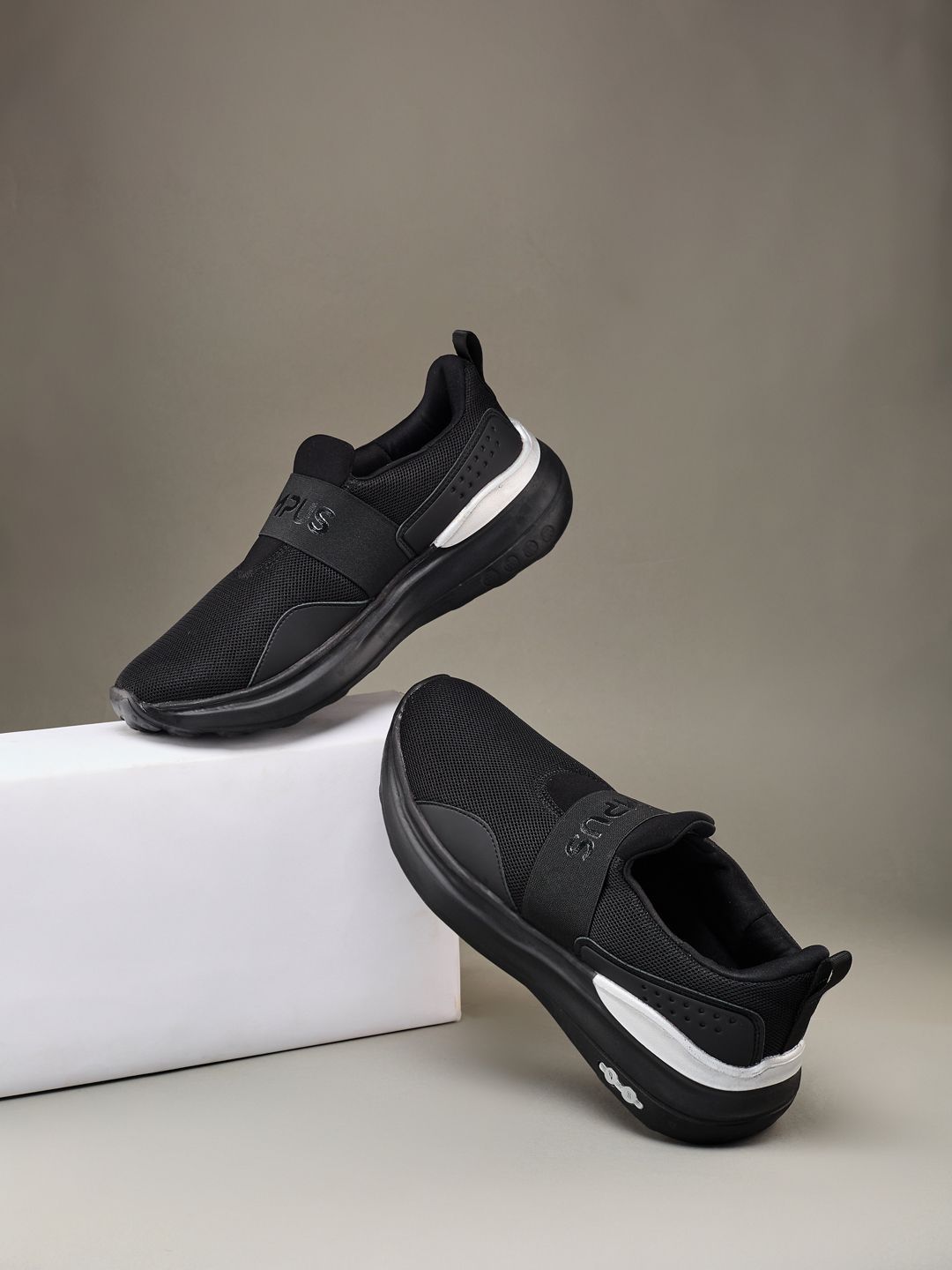 Campus LAYER Men Mesh Walking Non-Marking Shoes