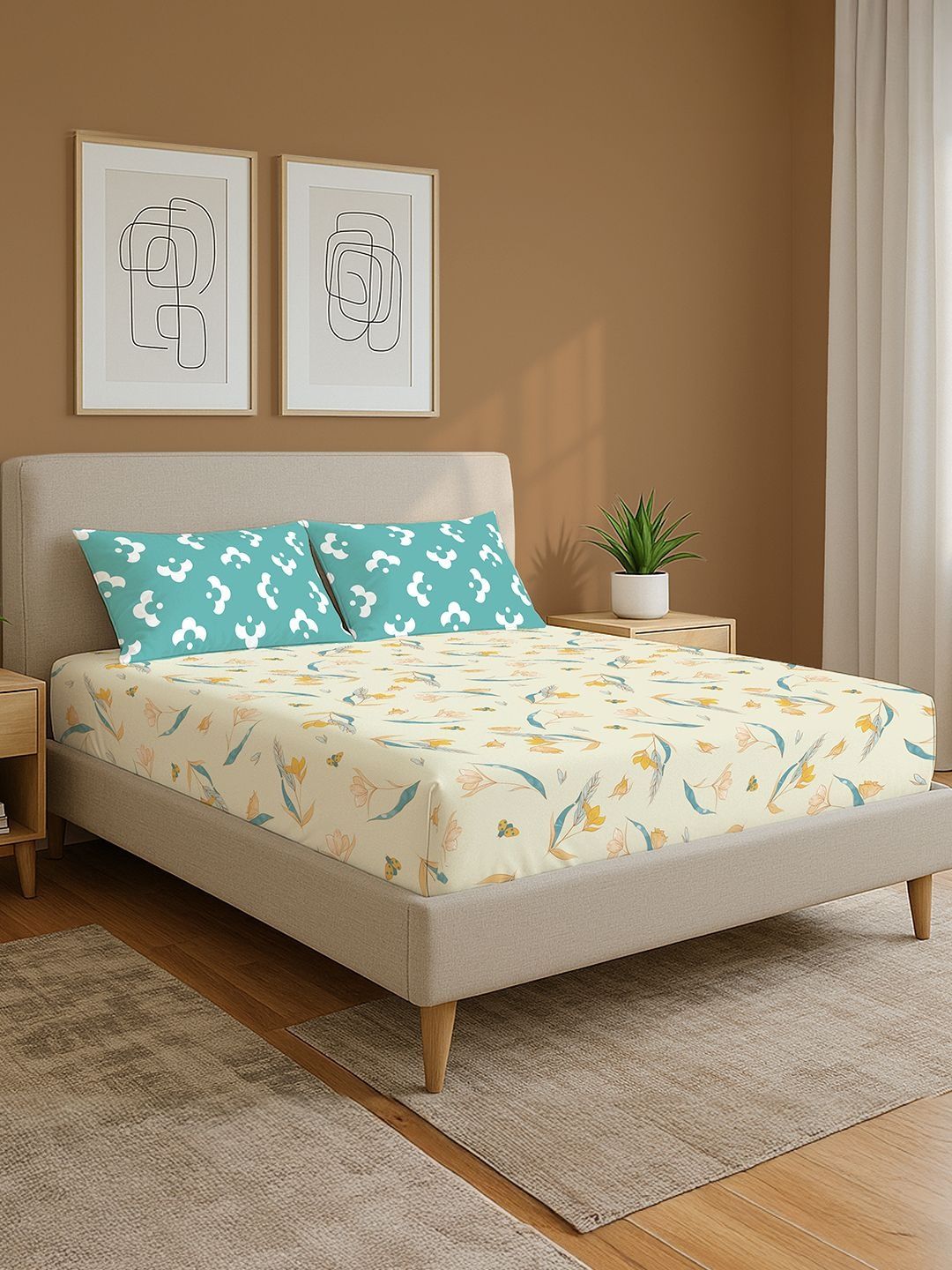Cream-coloured & Blue Floral 144 Tc King Bedsheet With 2 Pillow Covers