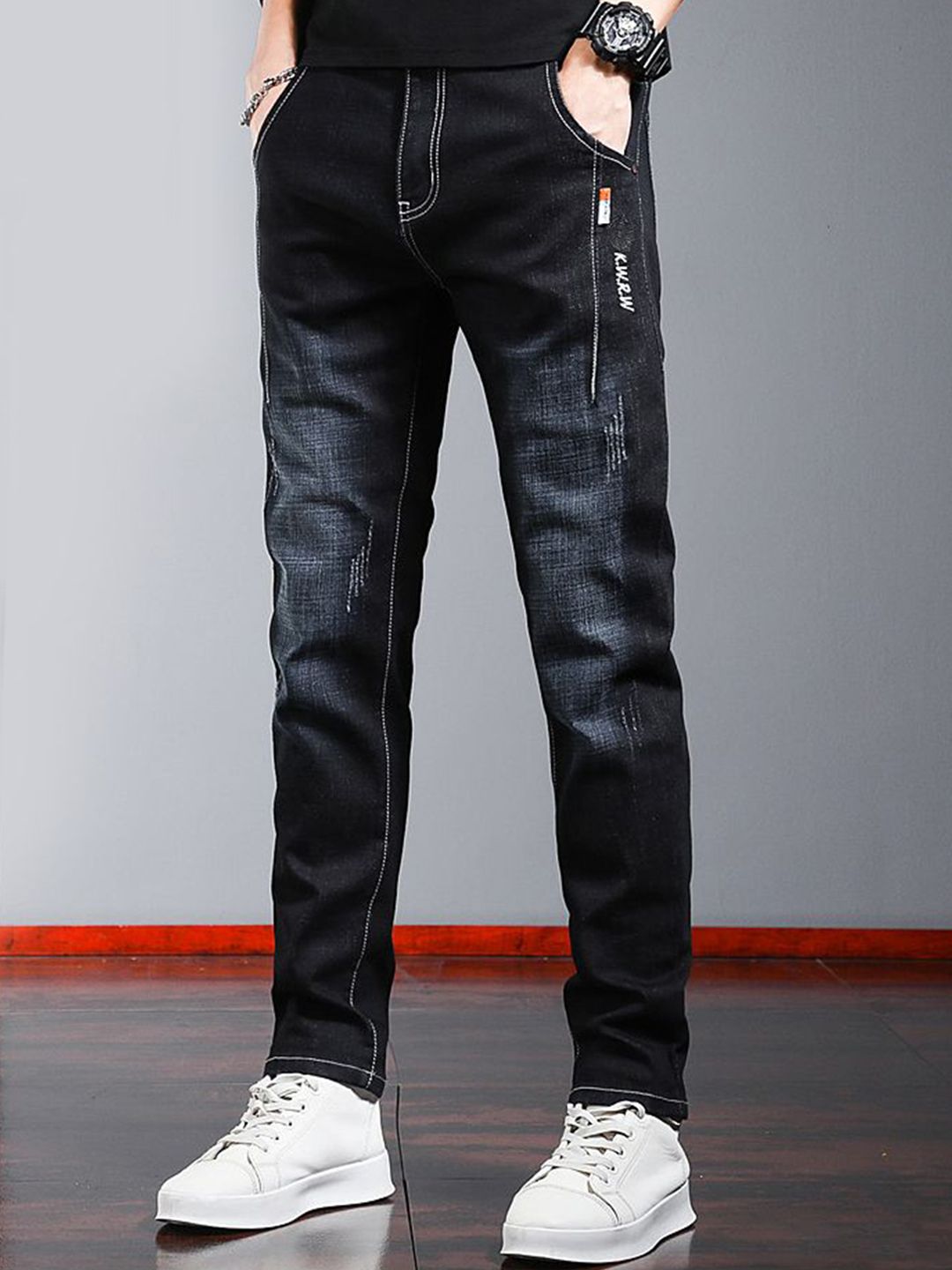 StyleCast x Revolte StyleCast x Revolte Men Slim Fit Mid-Rise Heavy Fade Stretchable Jeans