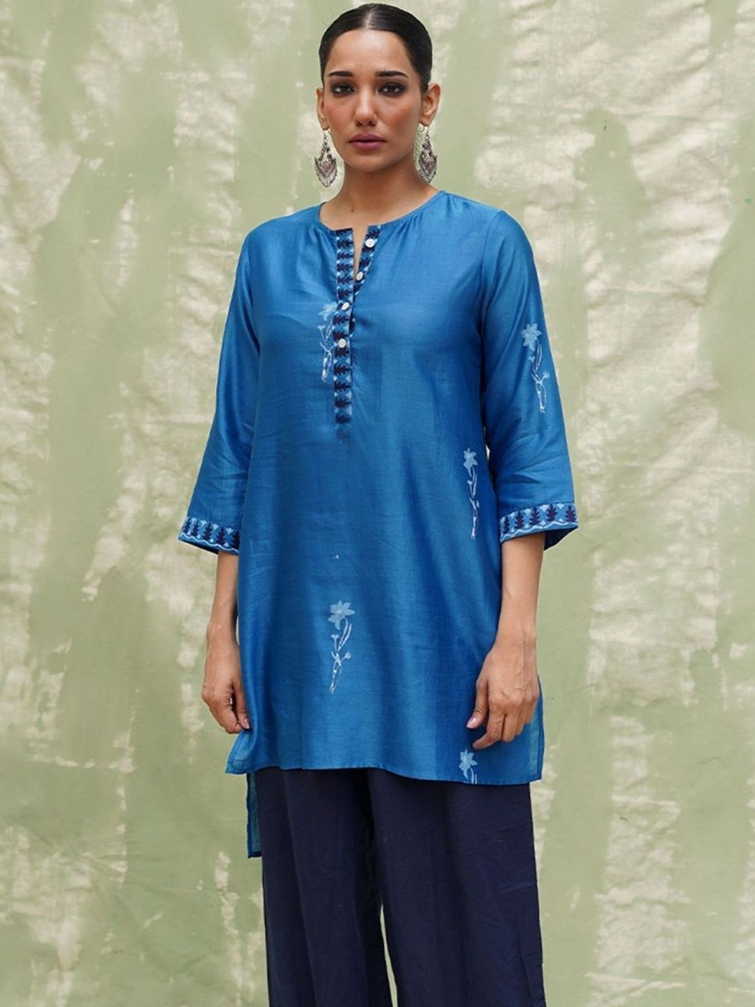 Chidiyaa Floral Printed Kurti