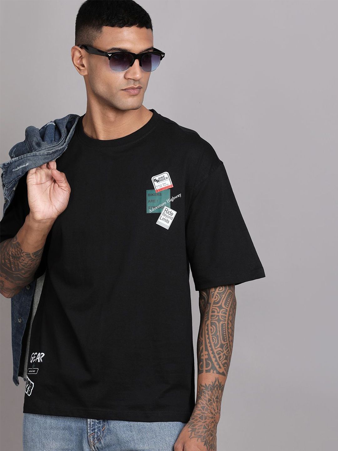 The Roadster Lifestyle Co. Graphic Printed Relaxed-Fit Drop Shoulder Pure Cotton T-Shirt