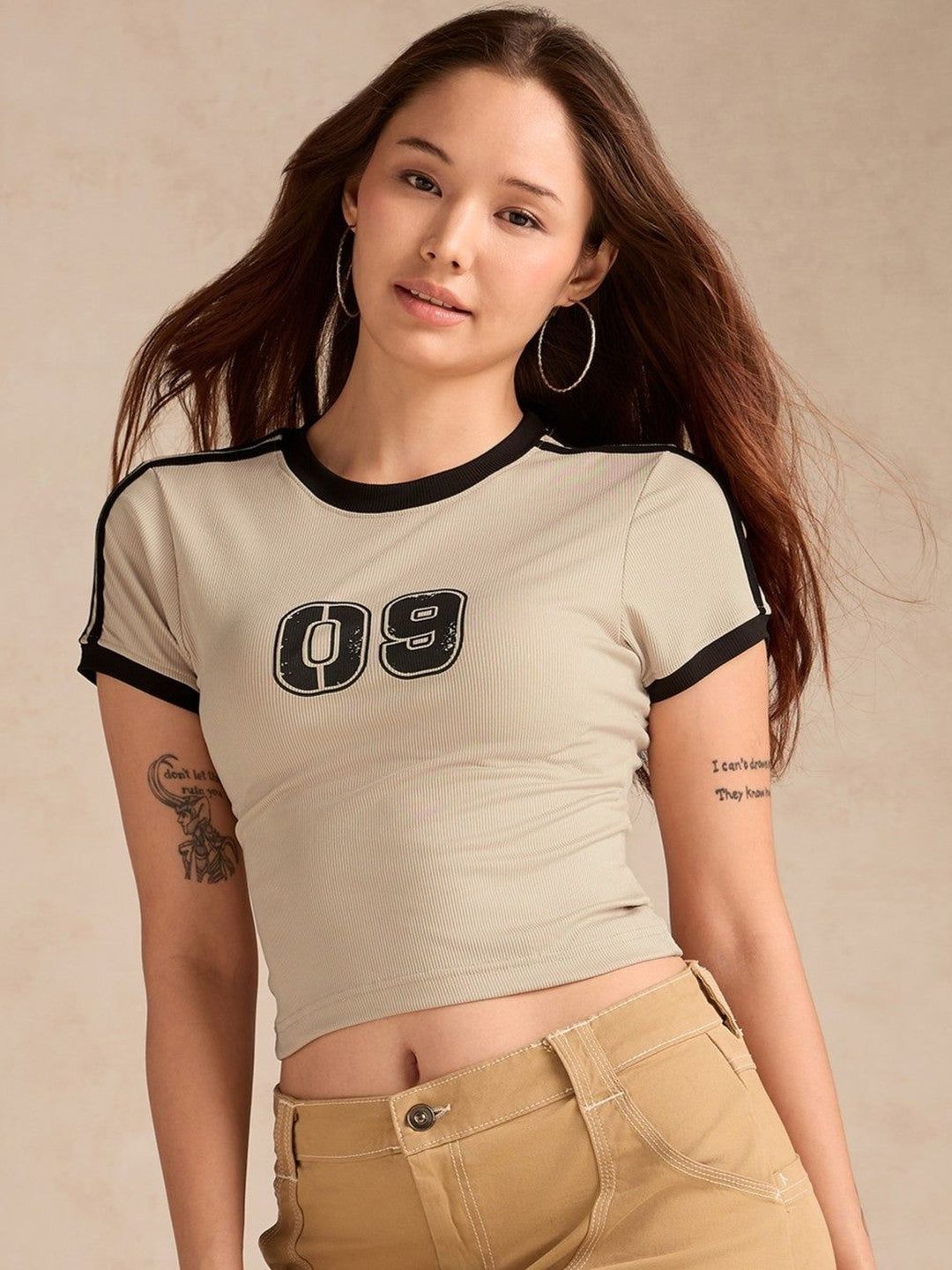 Outzidr Cotton Ribbed Contrast Detail Crop T-shirt