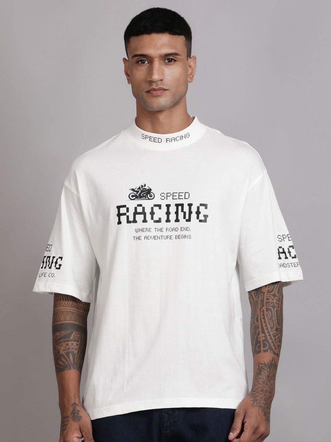The Roadster Lifestyle Co. Graphic Printed Relaxed-Fit Drop Shoulder Pure Cotton T-Shirt