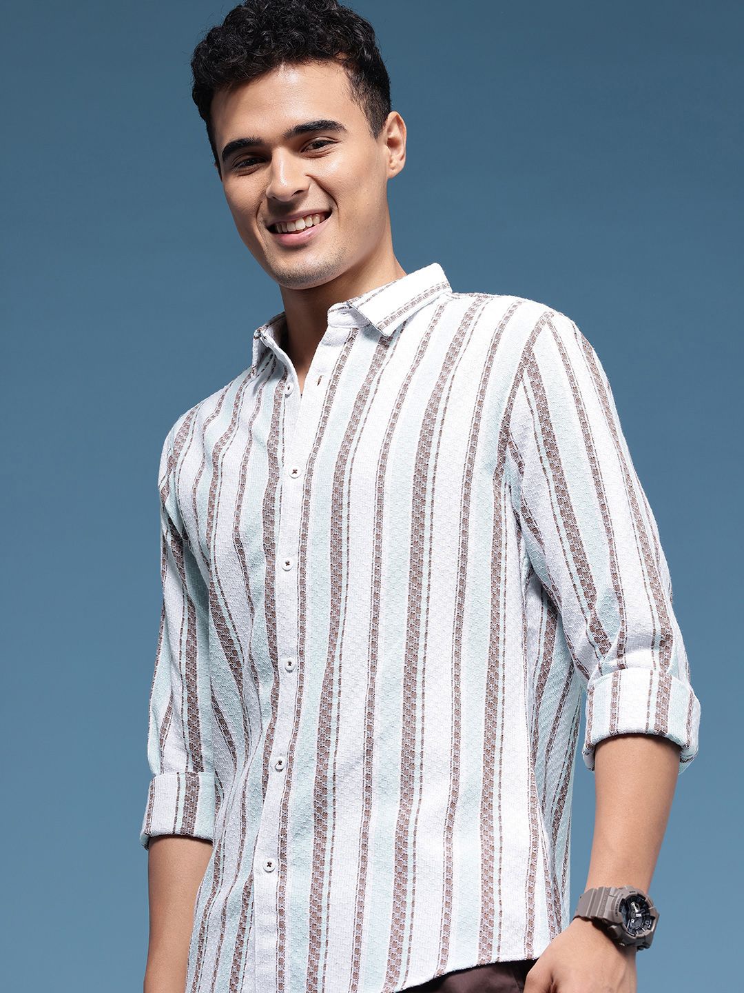 HERE&NOW Slim Fit Vertical Striped Textured Pure Cotton Casual Shirt